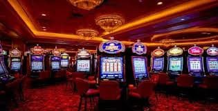 Studio kasino live Big Time Gaming dengan multiple kamera dealer blackjack